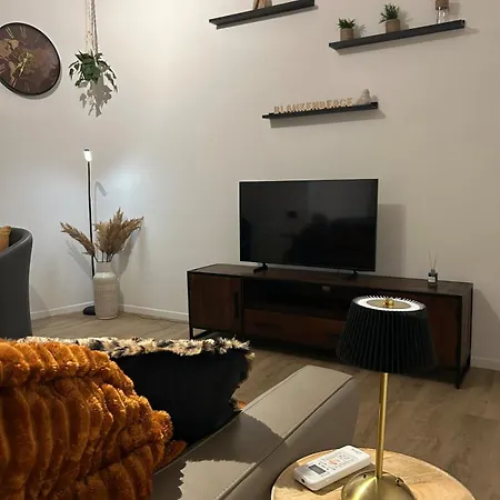 Seabreeze, Lichtrijk In Belle Epoque Wijk Appartamento