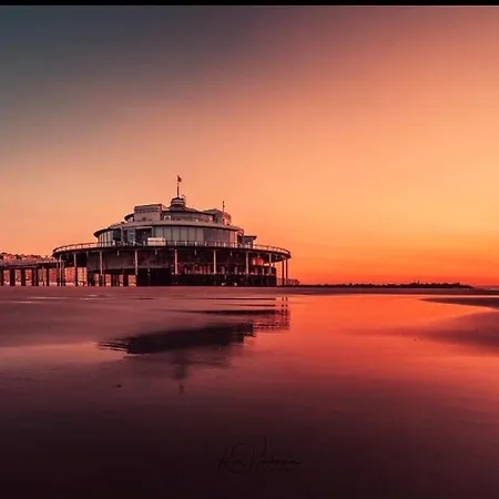 Appartamento Seabreeze, Lichtrijk In Belle Epoque Wijk *