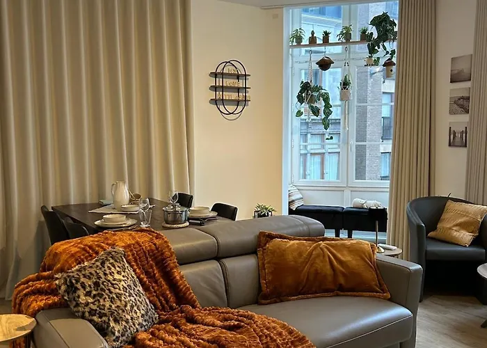 Seabreeze, Lichtrijk In Belle Epoque Wijk * Blankenberge