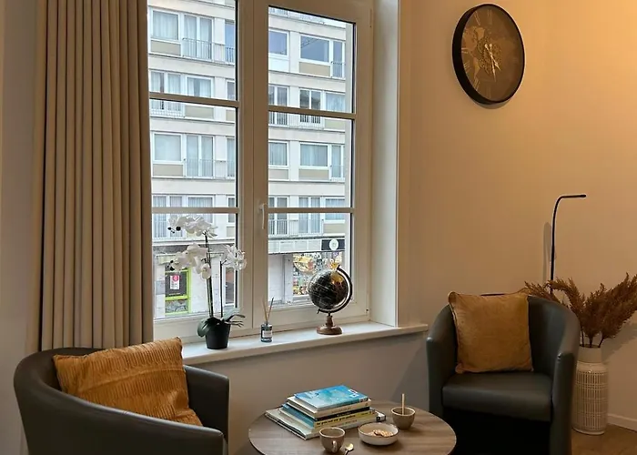 Appartamento Seabreeze, Lichtrijk In Belle Epoque Wijk Blankenberge