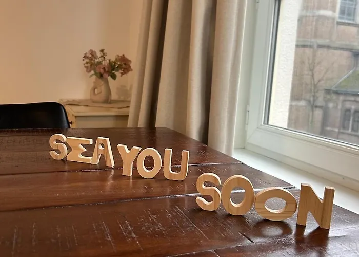 Seabreeze, Lichtrijk In Belle Epoque Wijk דירה