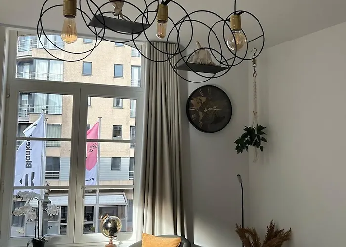 Seabreeze, Lichtrijk In Belle Epoque Wijk * בלנקנברג