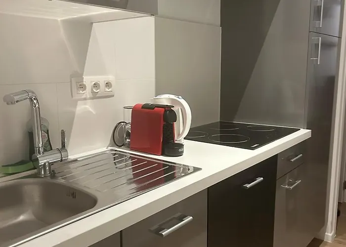 Seabreeze, Lichtrijk In Belle Epoque Wijk דירה בלנקנברג